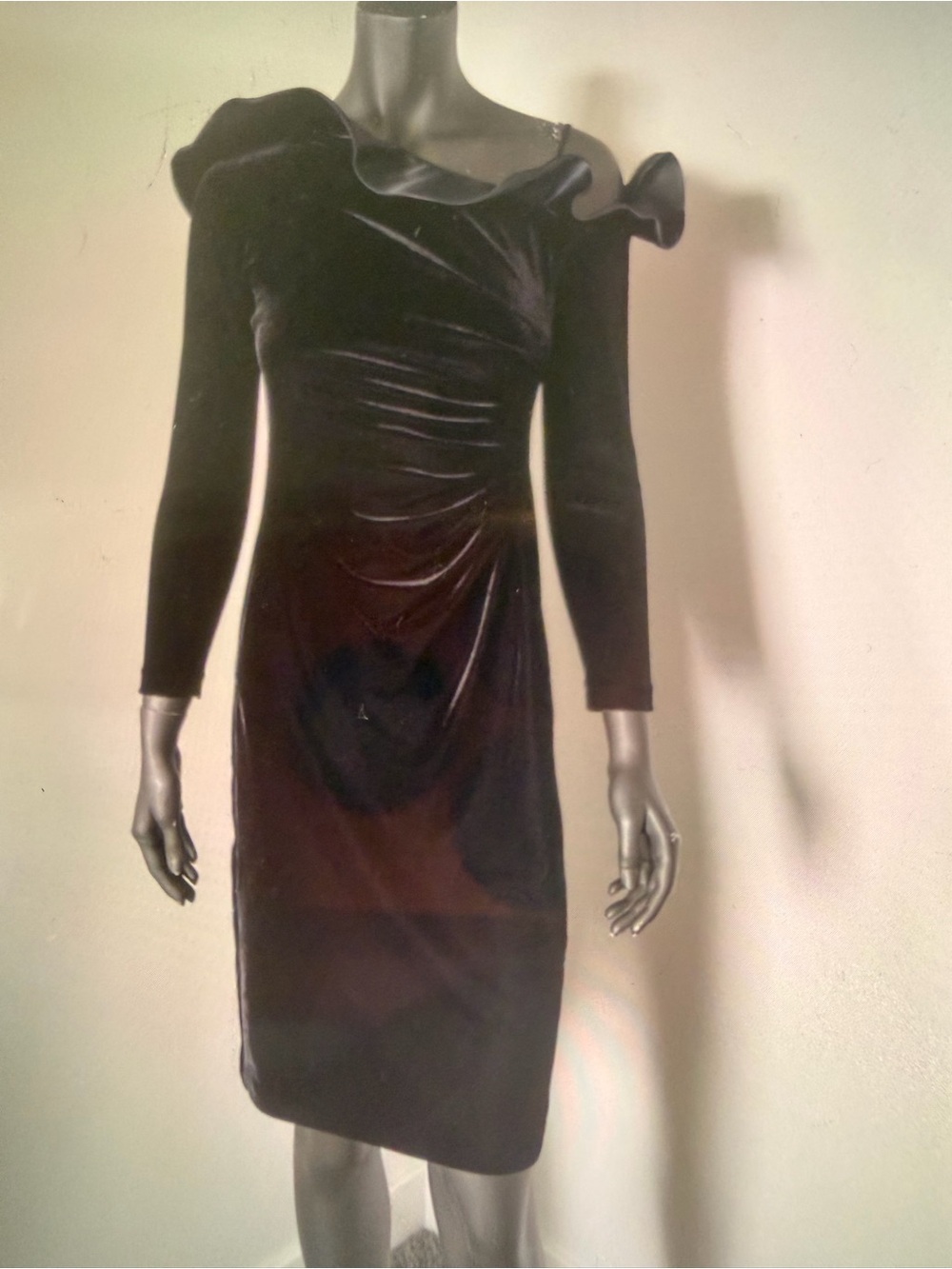 Armani Collezioni Black Velvet Long-Sleeve Ruffle-Shoulder Sheath Dress